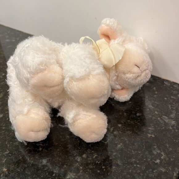 Vintage Russ Berrie Woolo White Lamb Sheep Plush Yellow Floral Bow Shagg… - Picture 5 of 5